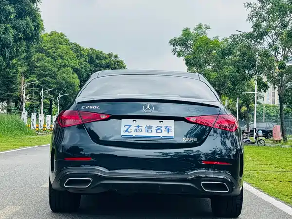 Mercedes-Benz C-Class 2025