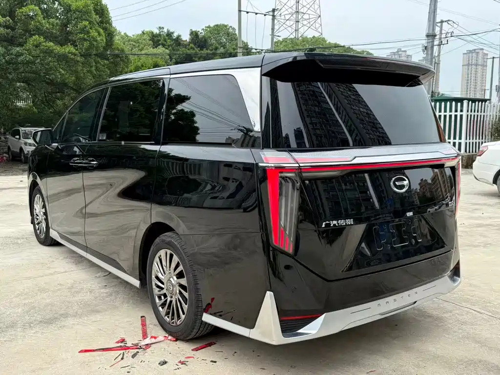 GAC Motor Trumpchi M8 2023 — фото 14