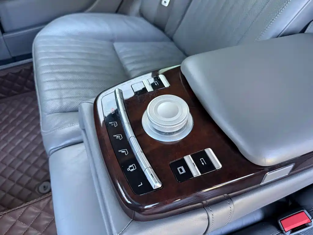 Mercedes-Benz S-Class 2009 — фото 10