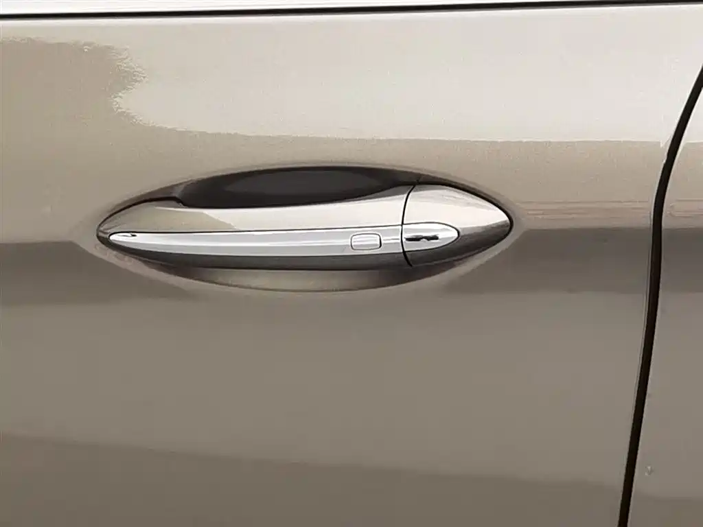 Buick Envision Plus 2017 — фото 18