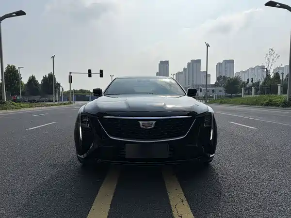 Cadillac CT5 2026