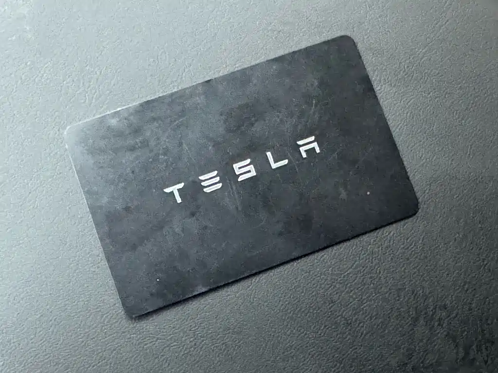 Tesla Model Y 2021 — фото 12