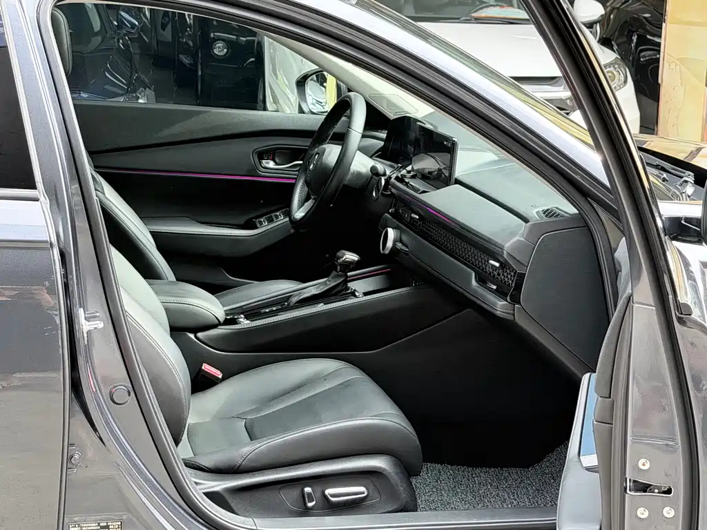 Honda Accord 2024 — фото 10