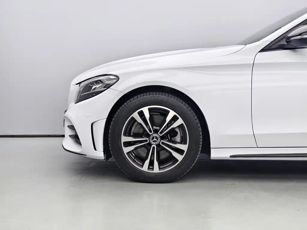 Mercedes-Benz C-Class 2019 — фото 6