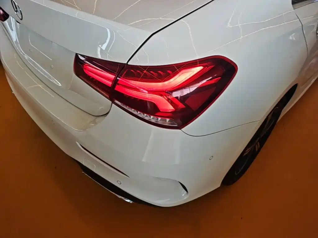 Mercedes-Benz A-Class 2022 — фото 8
