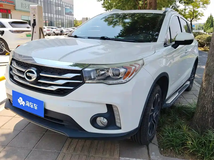 GAC Motor Trumpchi GS4 2016 — фото 1