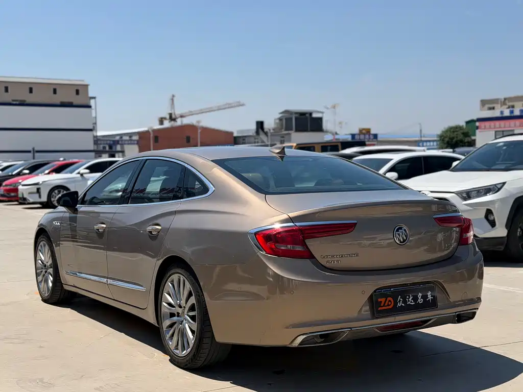 Buick LaCrosse 2016 — фото 13