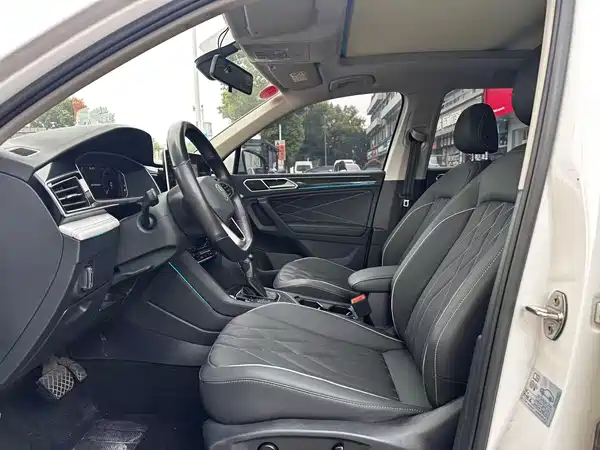 Volkswagen Tiguan L 2022