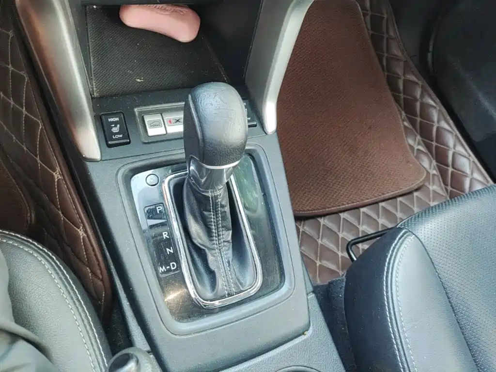 Subaru Forester 2015 — фото 14