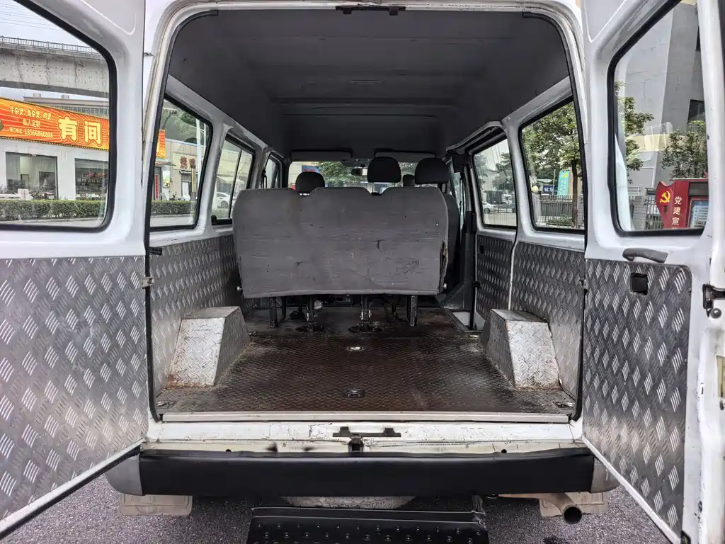 Ford Transit Classic 2014 — фото 9