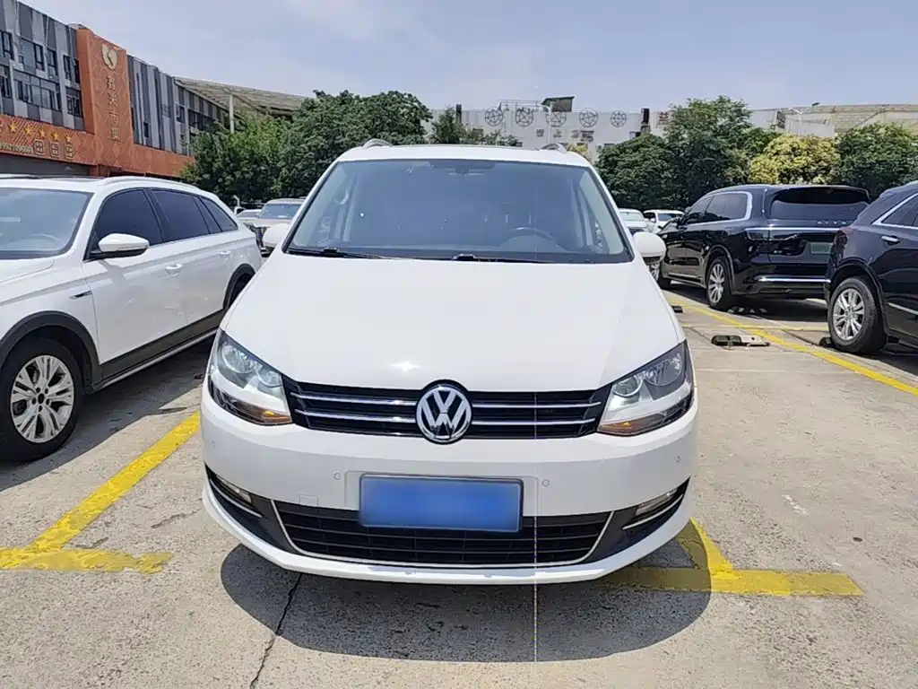 Volkswagen Sharan 2015 — фото 3