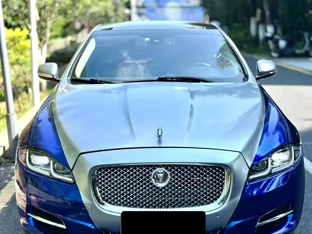 Jaguar XJ 2015 — фото 2