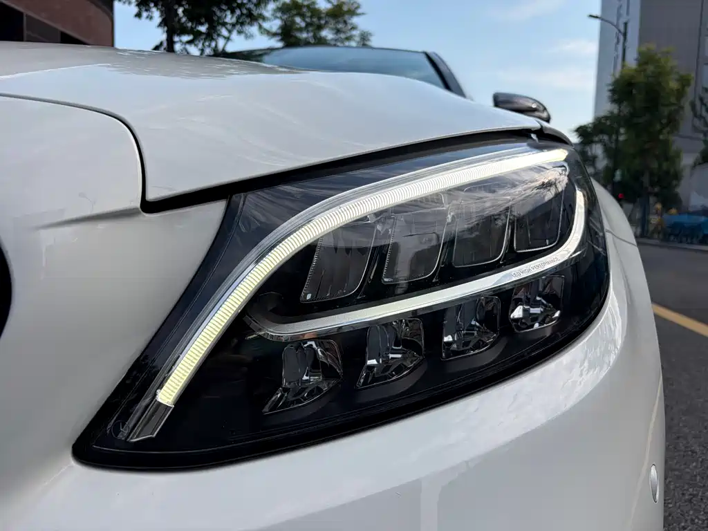 Mercedes-Benz C-Class 2020 — фото 3