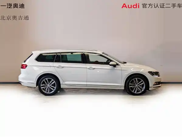 Volkswagen Viloran 2017