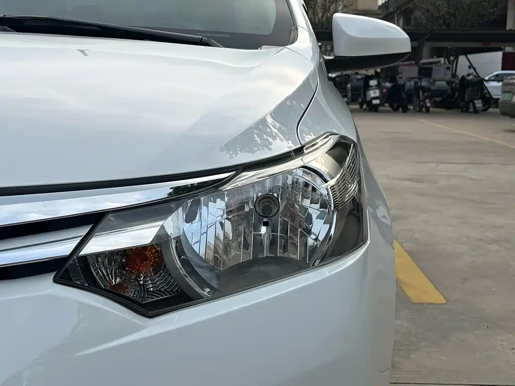 Toyota Vios 2014 — фото 13