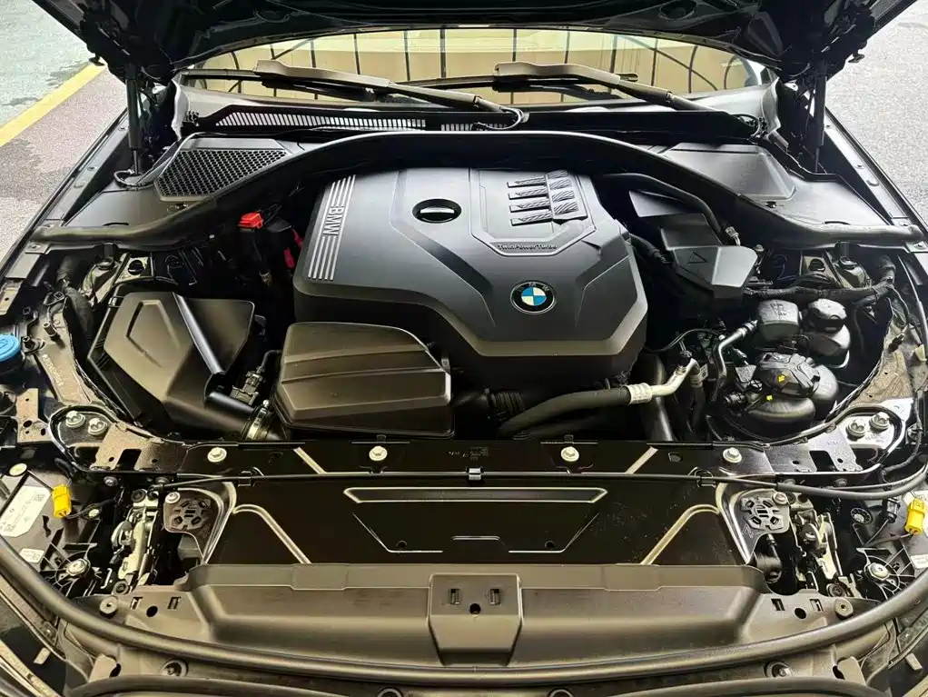 BMW 3 Series 2025