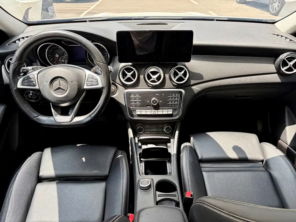 Mercedes-Benz GLA 2019 — фото 19