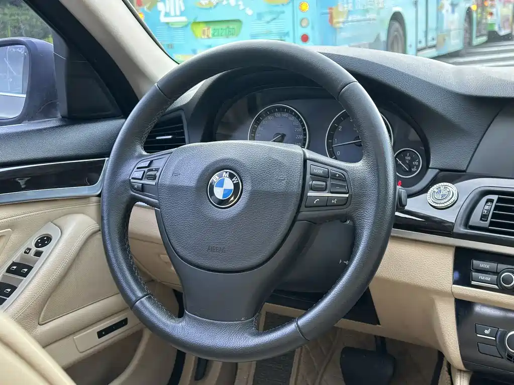 BMW 5 Series 2012