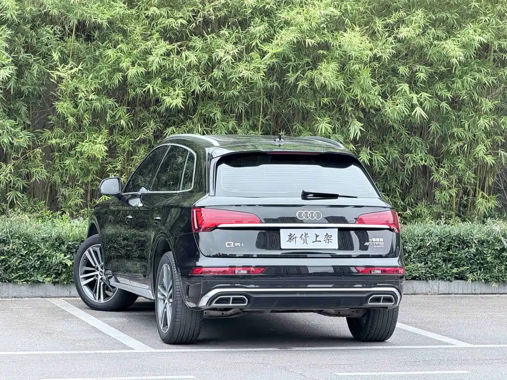 Audi Q5L 2022 — фото 8
