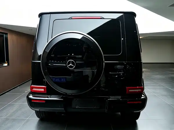 Mercedes-Benz G-Class 2023