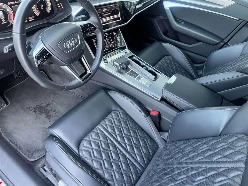 Audi A6L 2025 — фото 9