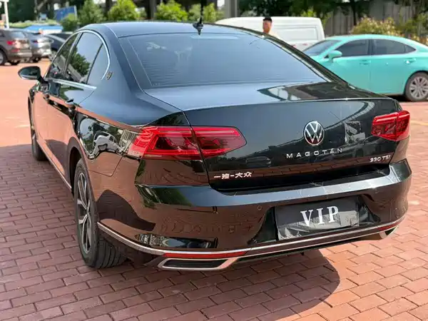 Volkswagen Magotan 2021