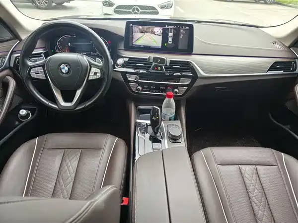 BMW 5 Series 2023