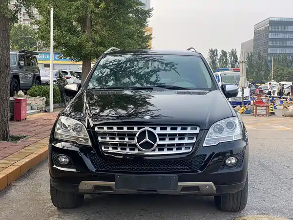 Mercedes-Benz M-Class 2009