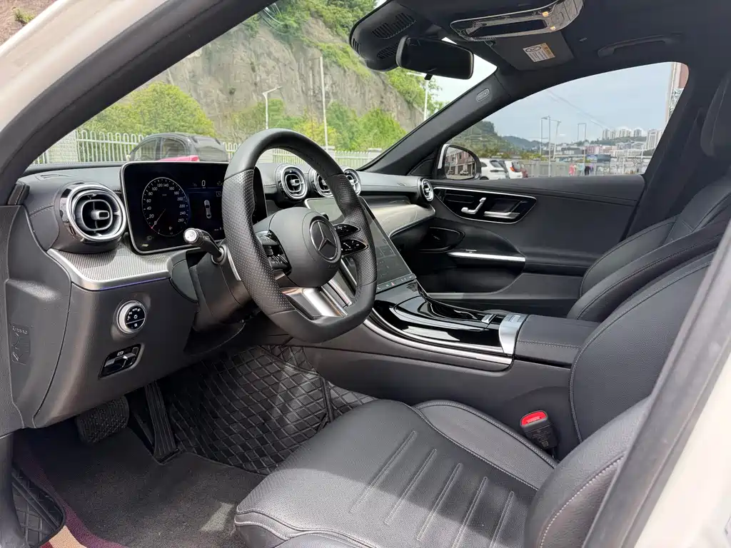Mercedes-Benz C-Class 2022 — фото 3