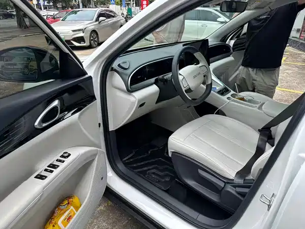 Geely Galaxy Starwish 2025