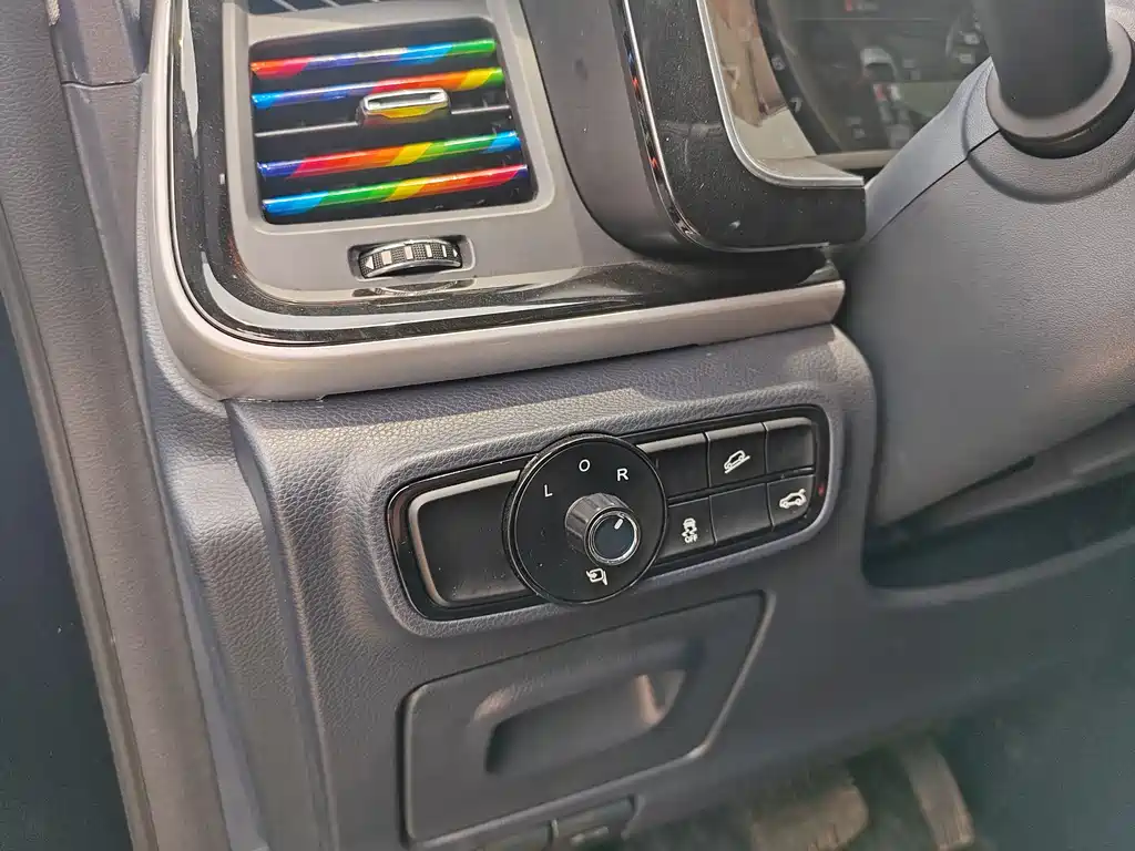 GAC Motor Trumpchi M8 2023 — фото 14