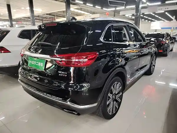 Hongqi HS5 2022