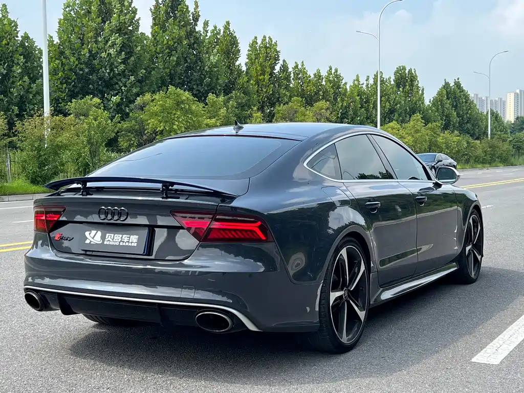 Audi RS 7 2020 — фото 9