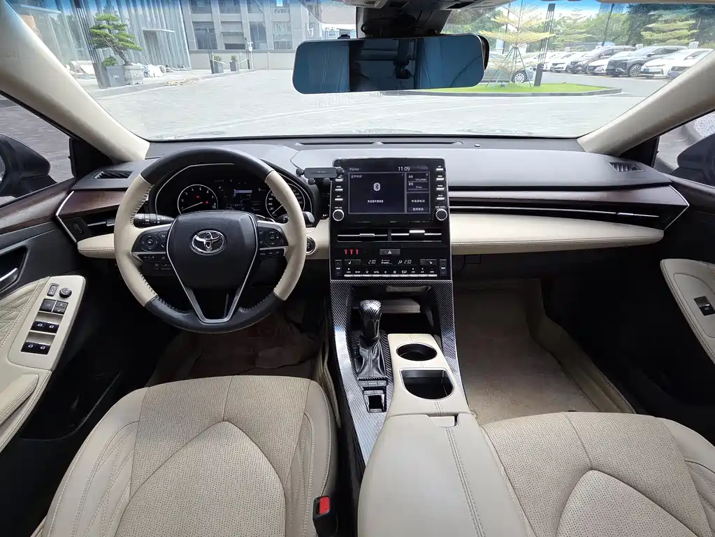 Toyota Avalon 2019 — фото 19