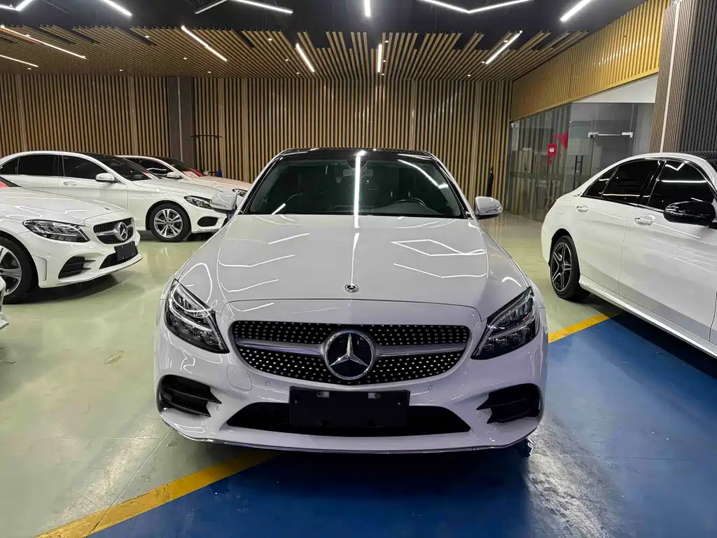 Mercedes-Benz C-Class 2019 — фото 2