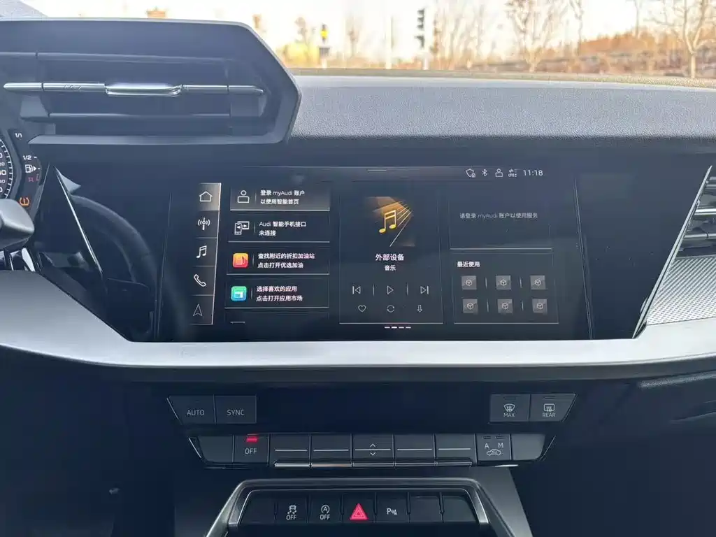Audi A3 2023 — фото 21
