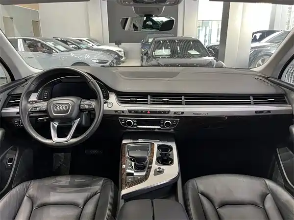 Audi Q7 2018