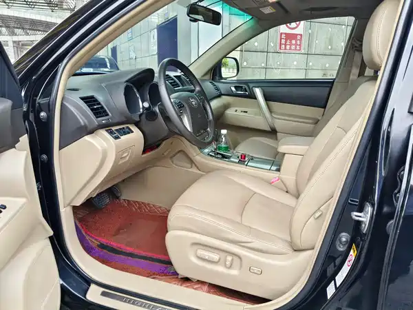 Toyota Highlander 2012