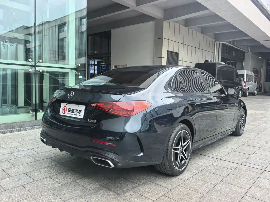Mercedes-Benz C-Class 2023 — фото 19