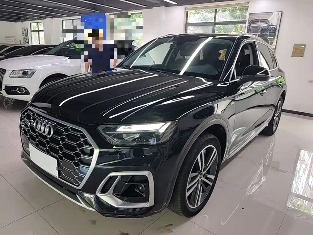 Audi Q5L 2022 — фото 2