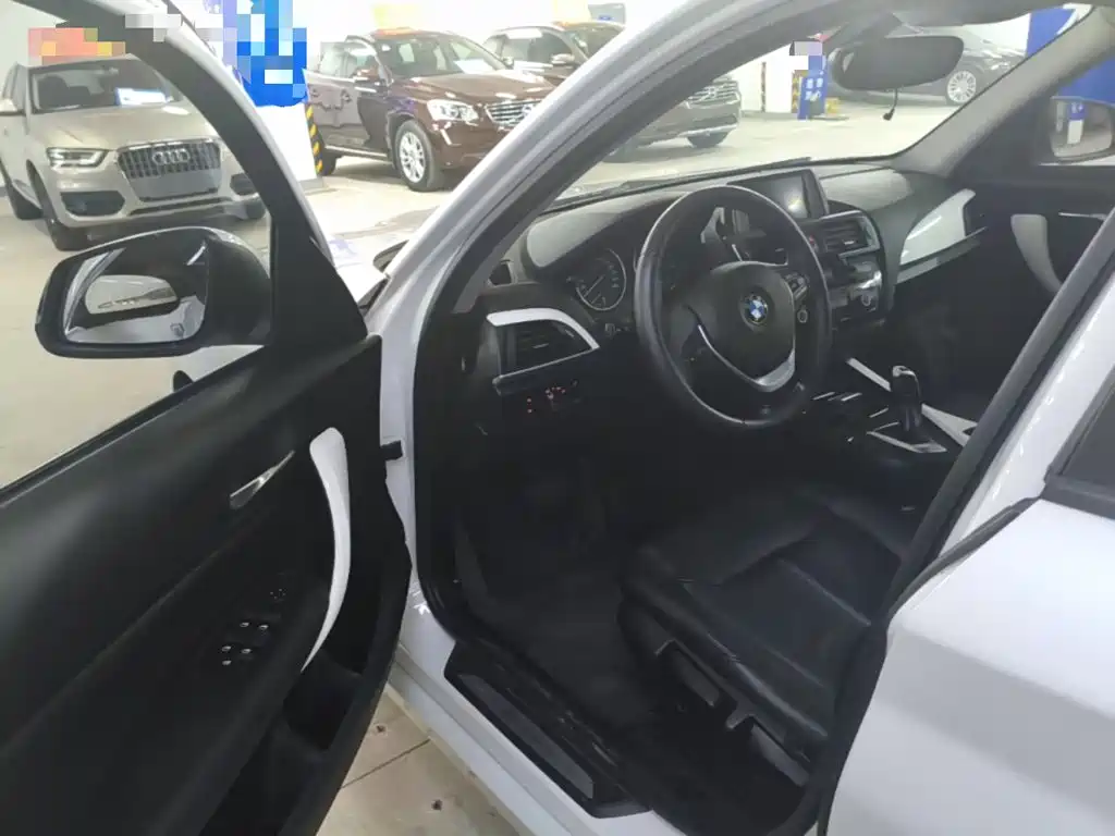 BMW 1 Series 2016 — фото 16