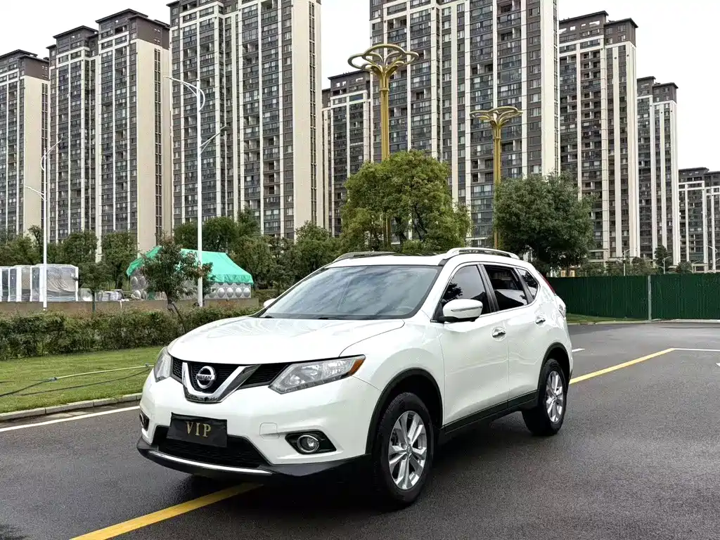 Nissan X-Trail 2016 — фото 1