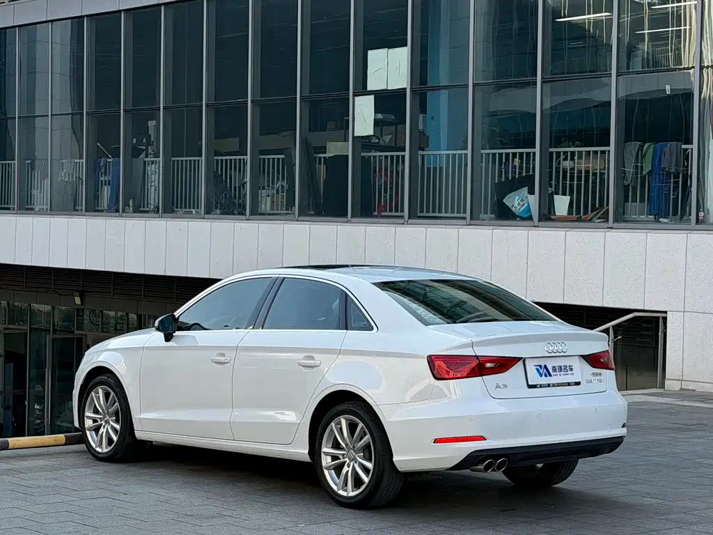 Audi A3 2015 — фото 5