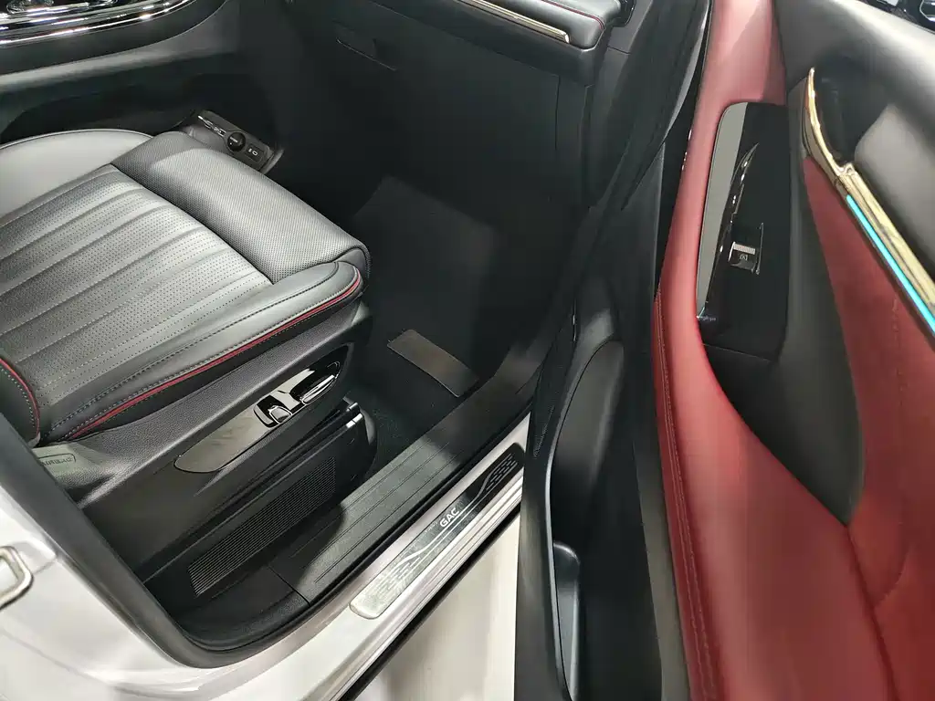 GAC Trumpchi M8 2023 — фото 12
