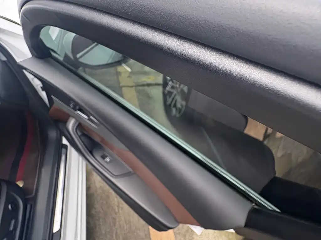Audi A4L 2018