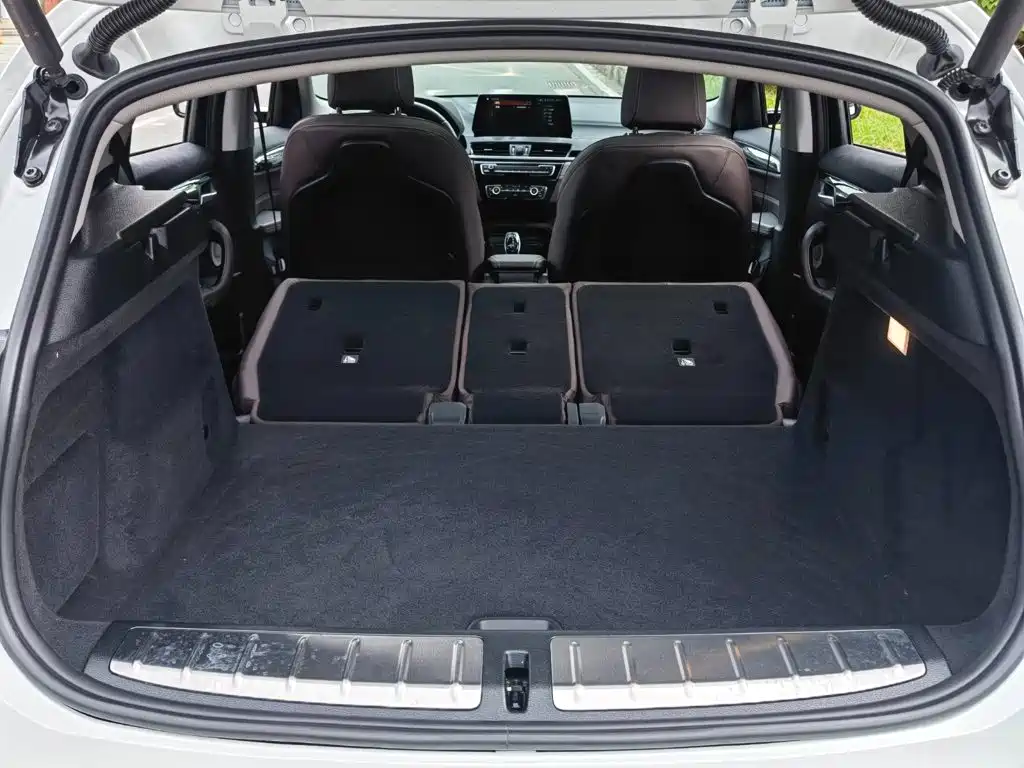BMW X2 2023 — фото 11
