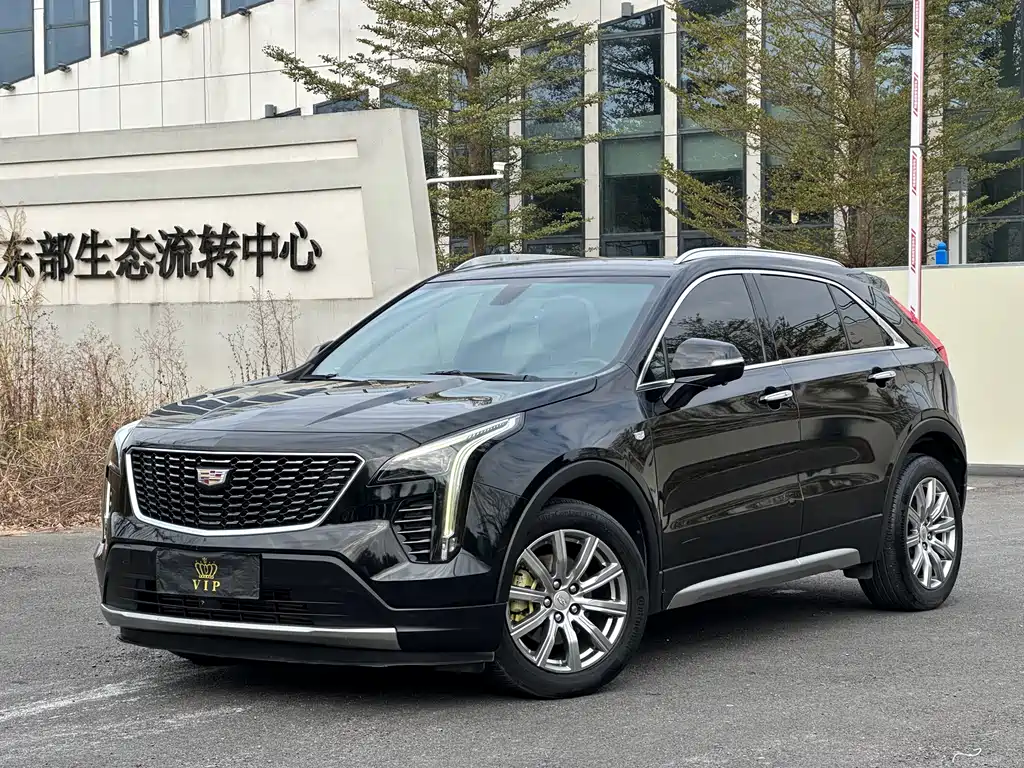 Cadillac XT4 2020 — фото 1