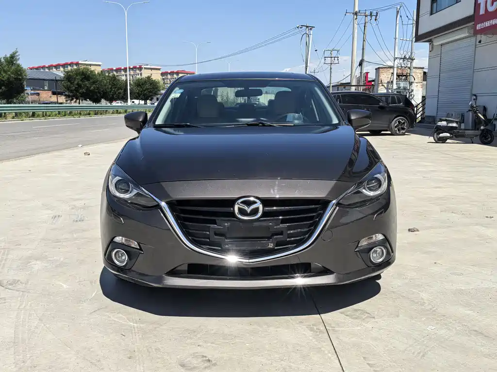 Mazda 3 Axela 2015 — фото 2