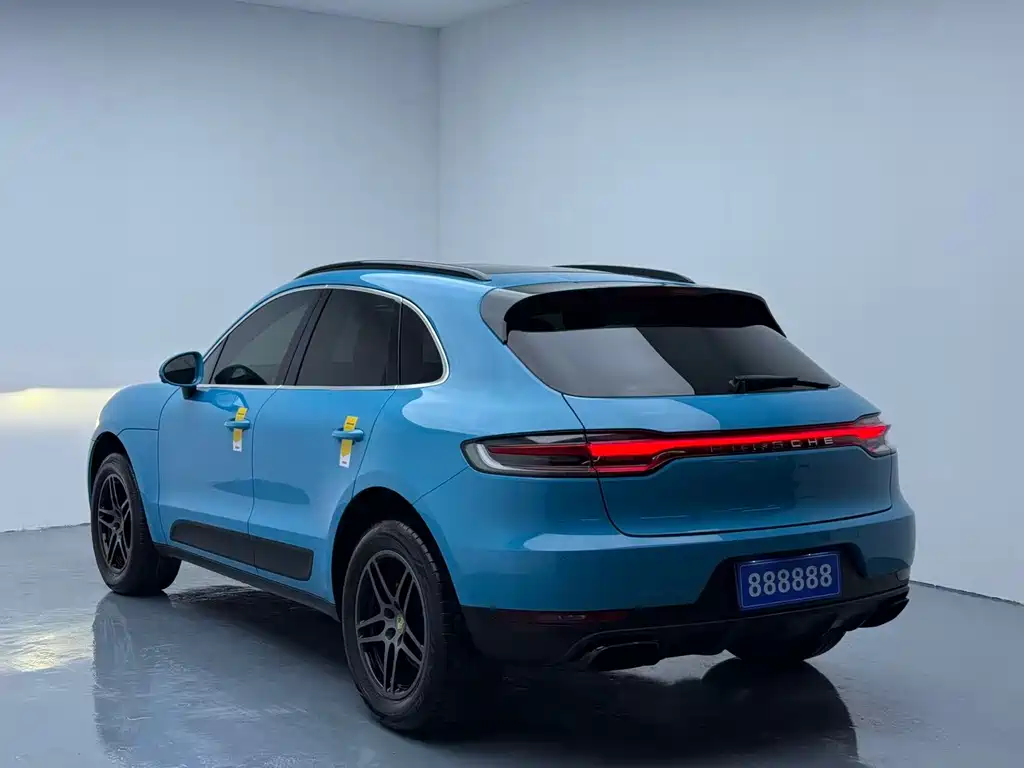 Porsche Macan 2022 — фото 8
