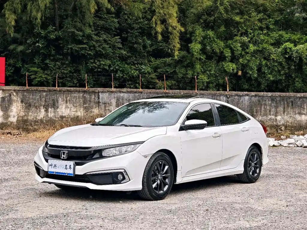 Honda Civic 2021 — фото 1